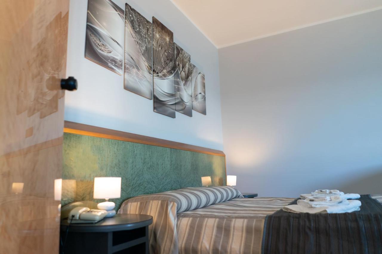 Hotel Melissa Torre Melissa Eksteriør billede