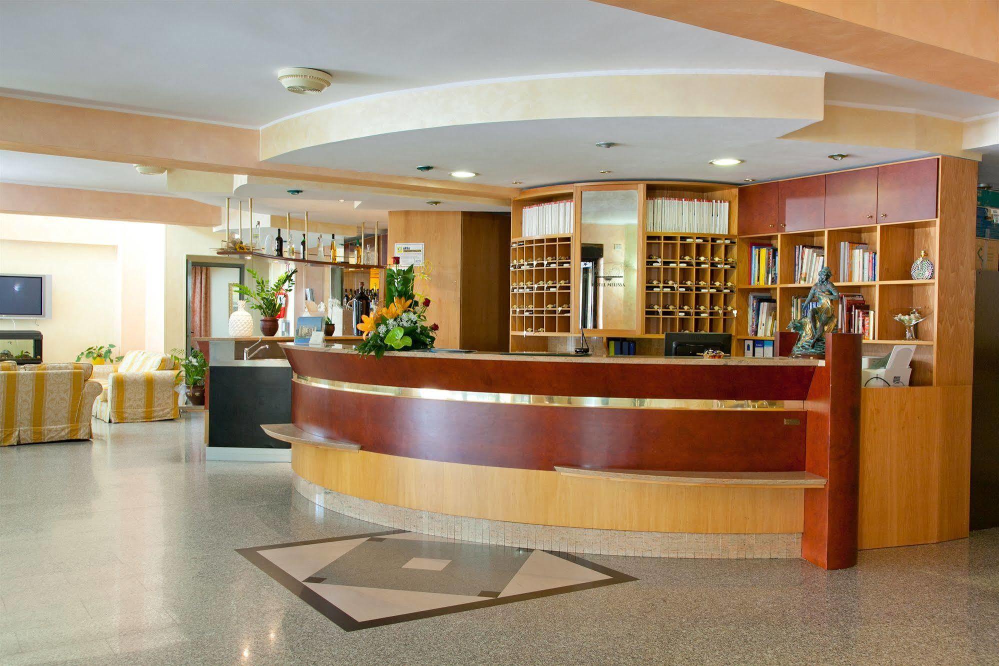 Hotel Melissa Torre Melissa Eksteriør billede