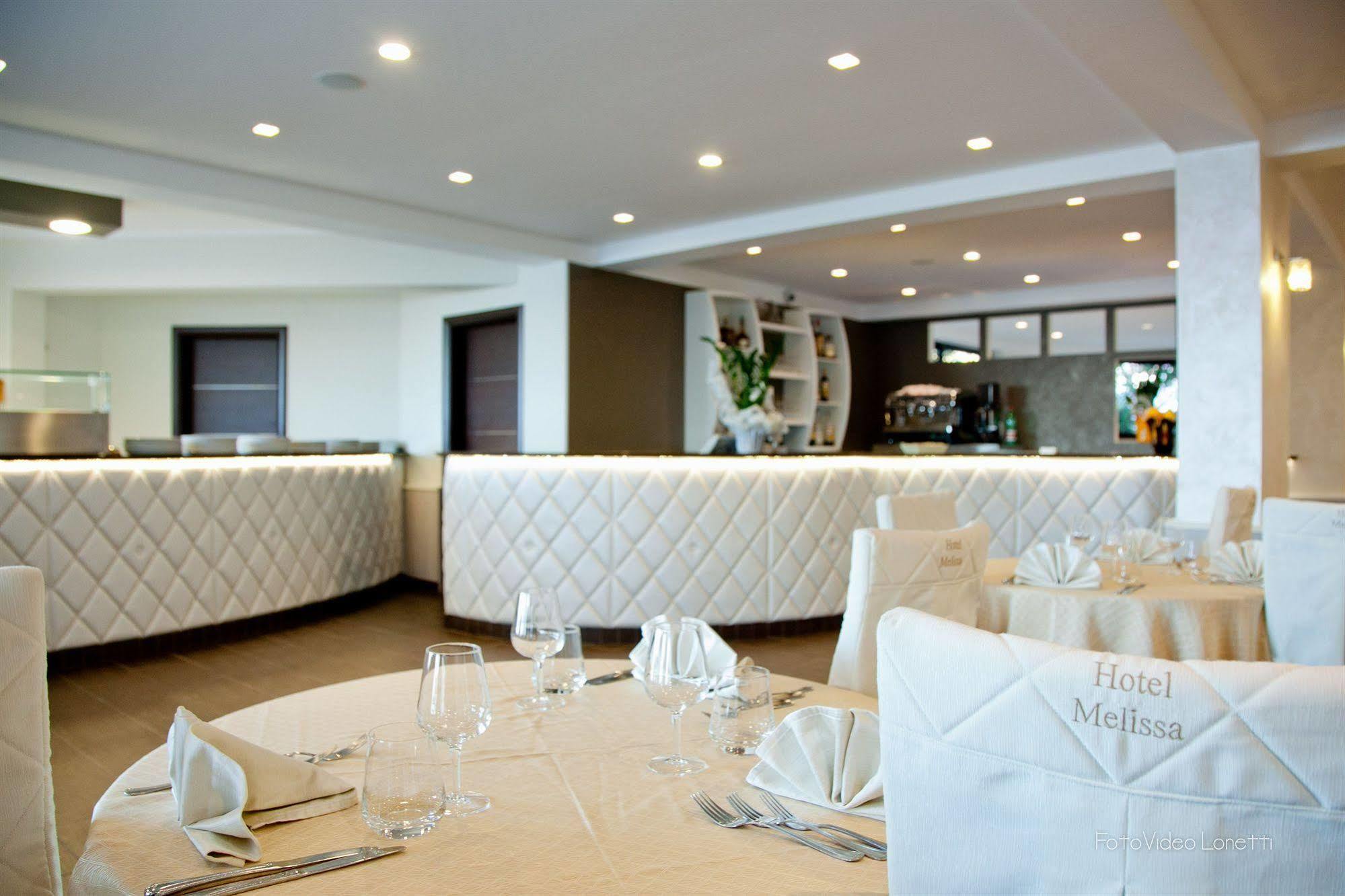 Hotel Melissa Torre Melissa Eksteriør billede